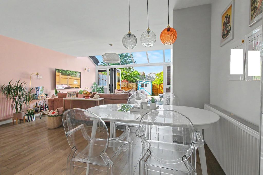 Property photo 2 of 19 Dining Room