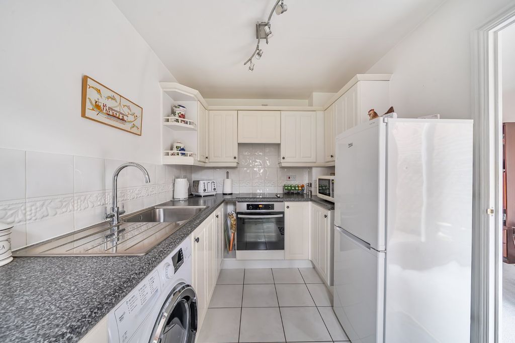 Property photo 3 of 13 Picture No. 21