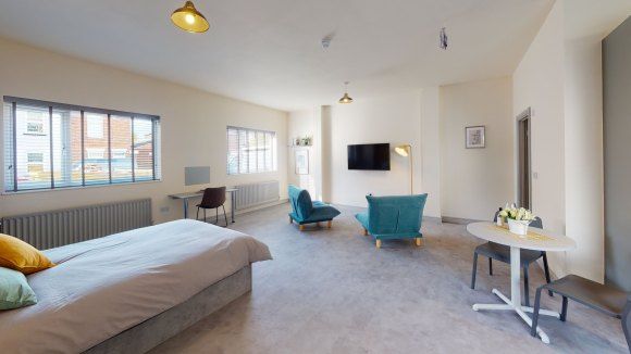 Property photo 2 of 6 8106811.Jpg