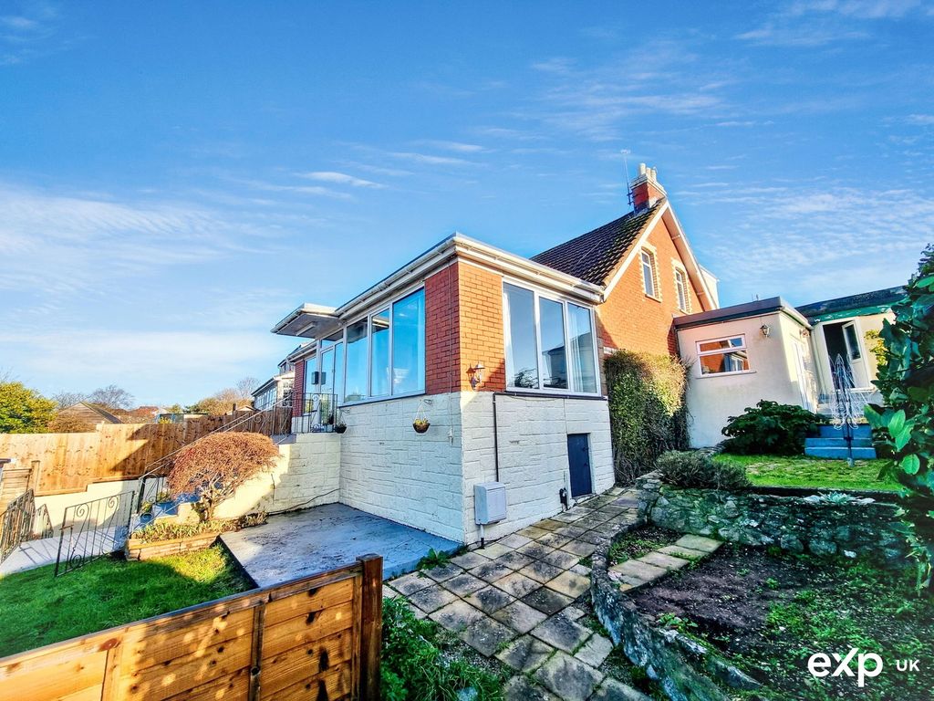 Property photo 1 of 37