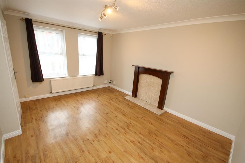 Property photo 2 of 18 Img_5282.Jpg