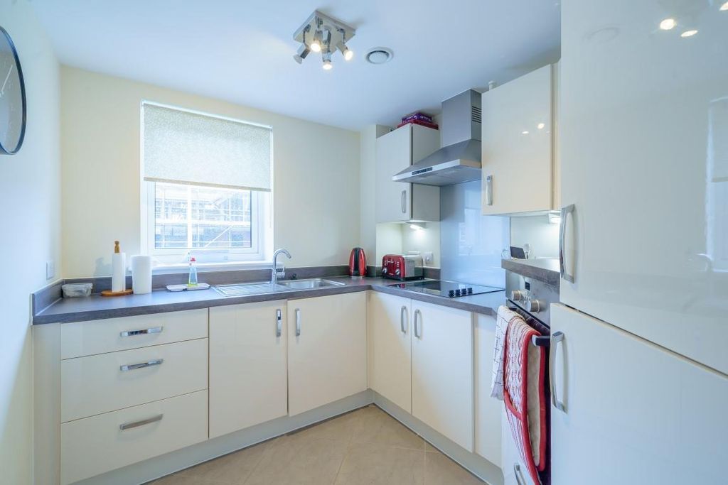 Additional image 5 of 1 bed flat for saleCrocus Court, Station Road, Poulton-Le-Fylde FY6