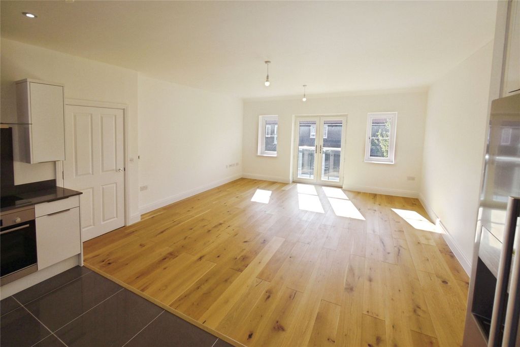 Property photo 2 of 16 Picture No. 42