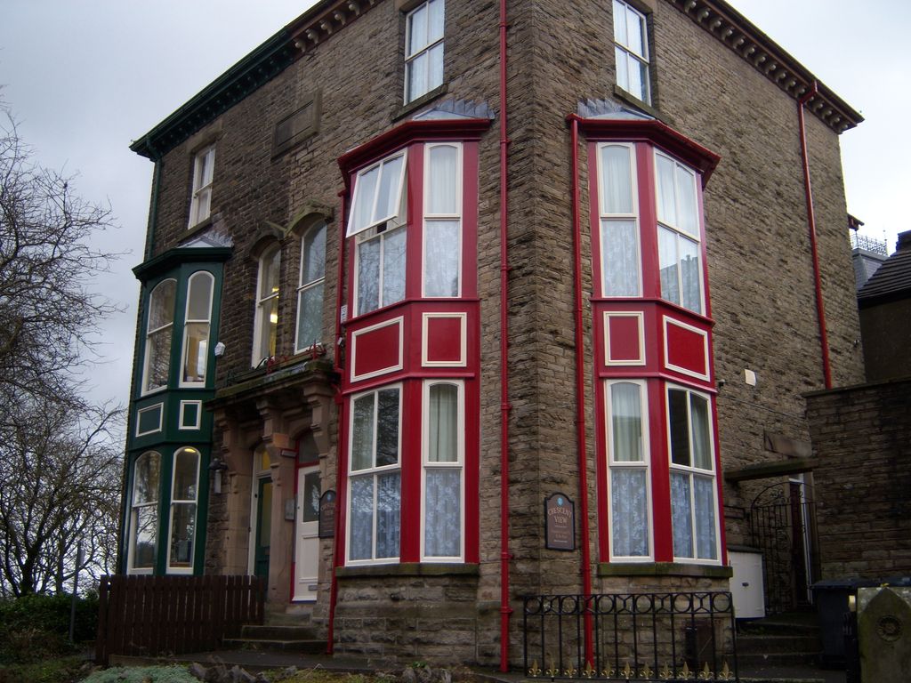 Property photo 1 of 3