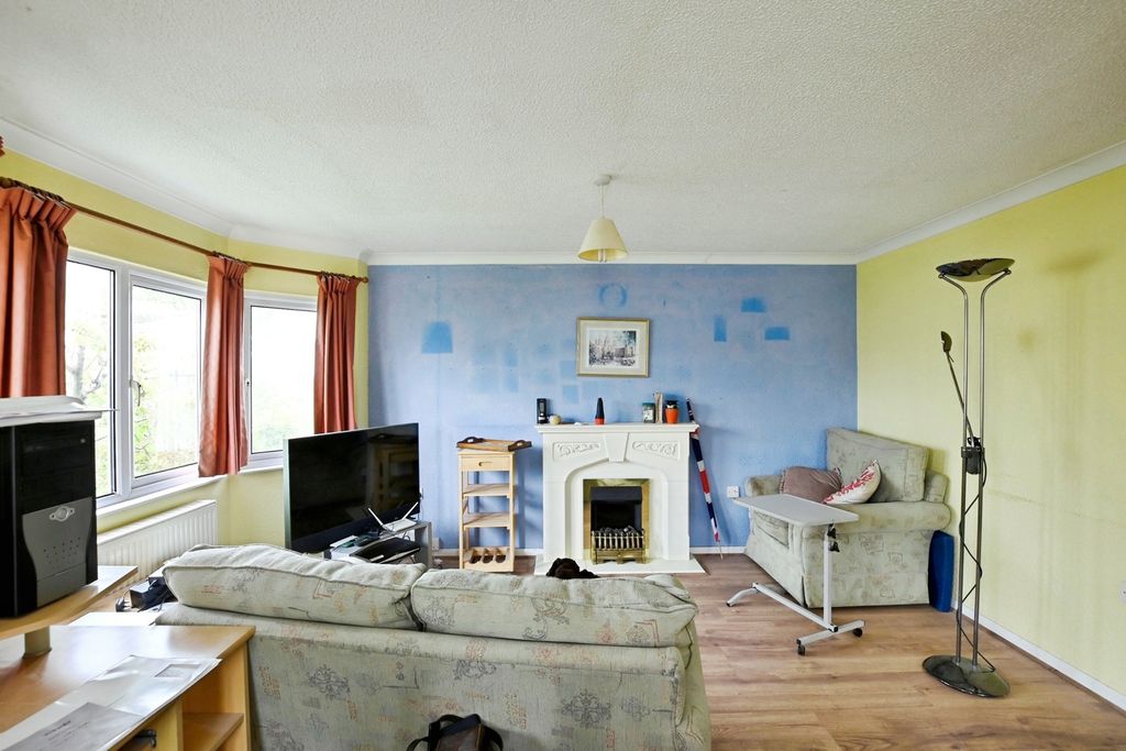 Property photo 2 of 10 Pbox-Img.Jpg