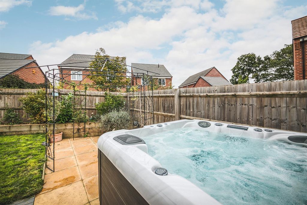 Property photo 3 of 30