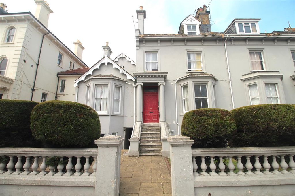 Property photo 1 of 6 Front Pic.Jpg