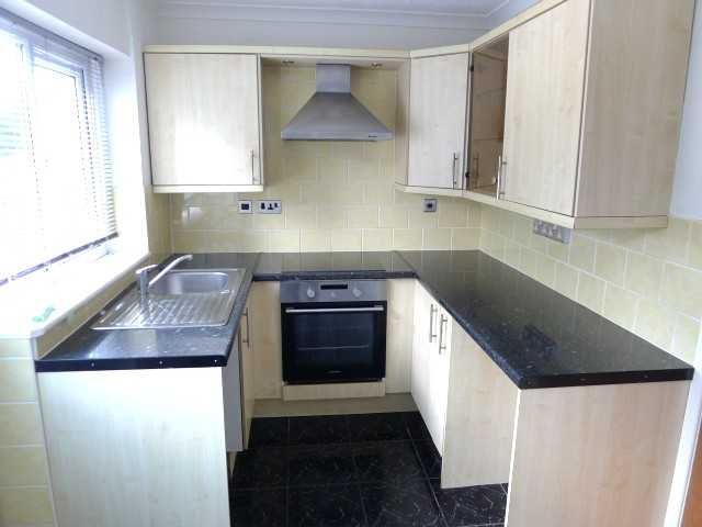 Property photo 3 of 9 Kitchen Diner