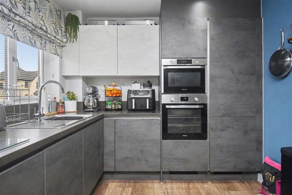 Property photo 2 of 27 Dsc_3115.Jpg