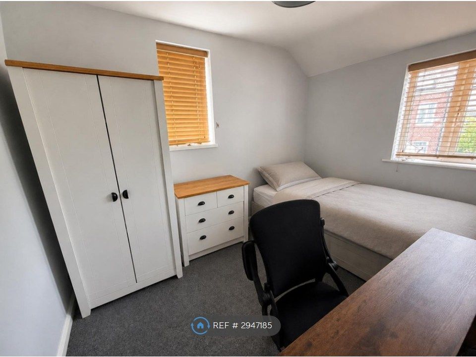 Property photo 1 of 4