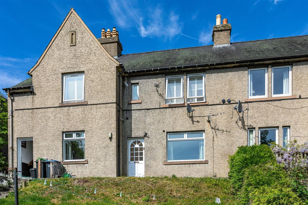 Property photo 1 of 33 229 Magdala Terrace Galashiels 01.Jpg