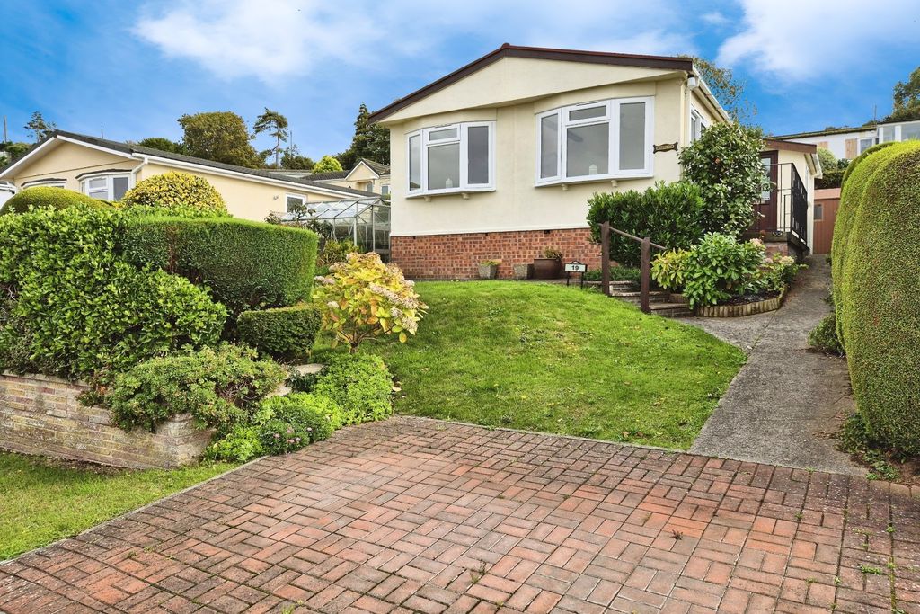 Property photo 1 of 15 Picture No. 23