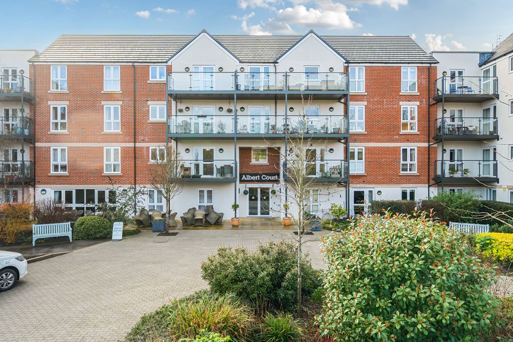 Property photo 1 of 14