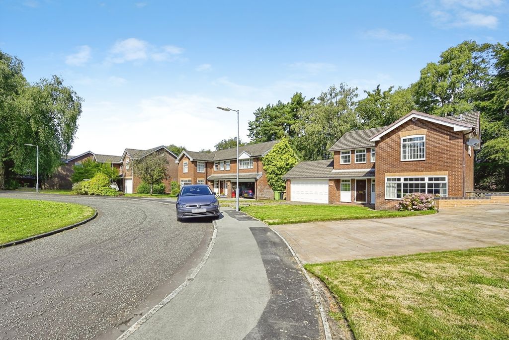 Property photo 3 of 49 Pbox-Img.Jpg