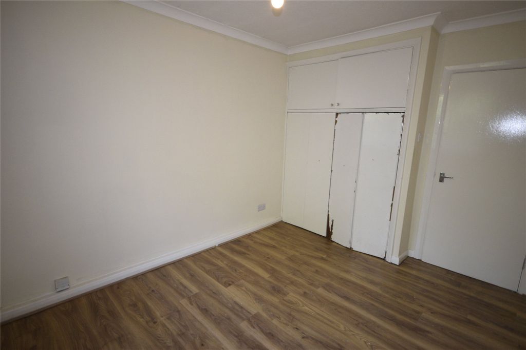 Property photo 2 of 9 Picture No. 04