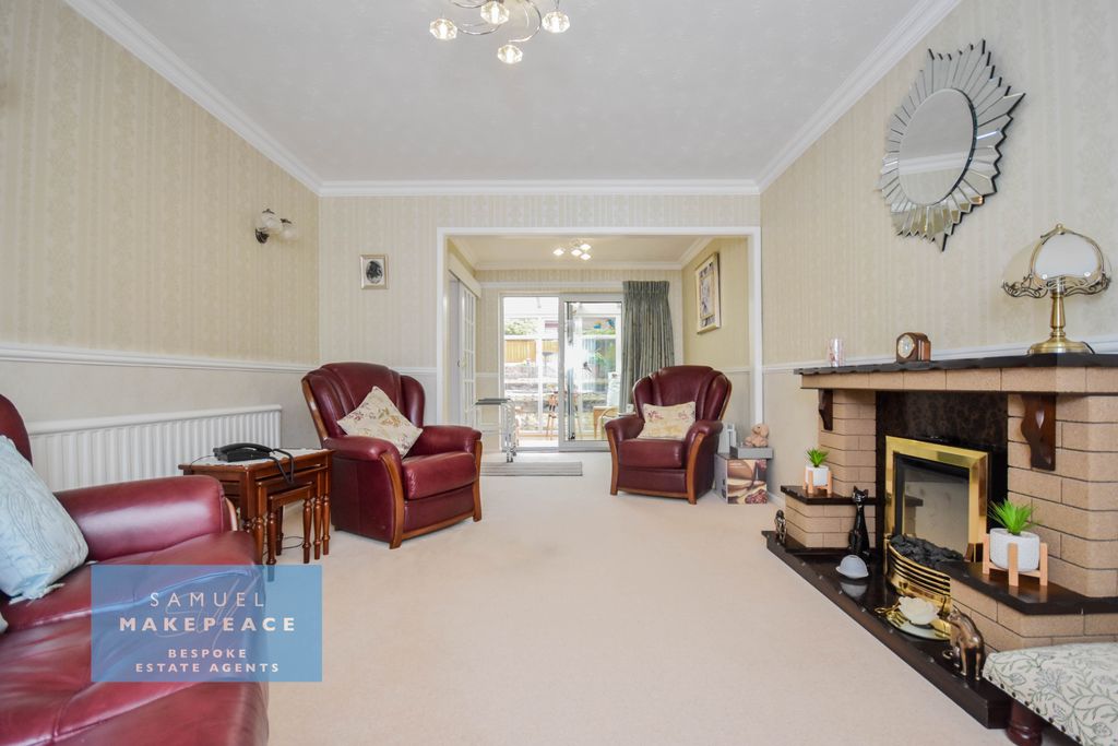 Property photo 3 of 16 Gallery