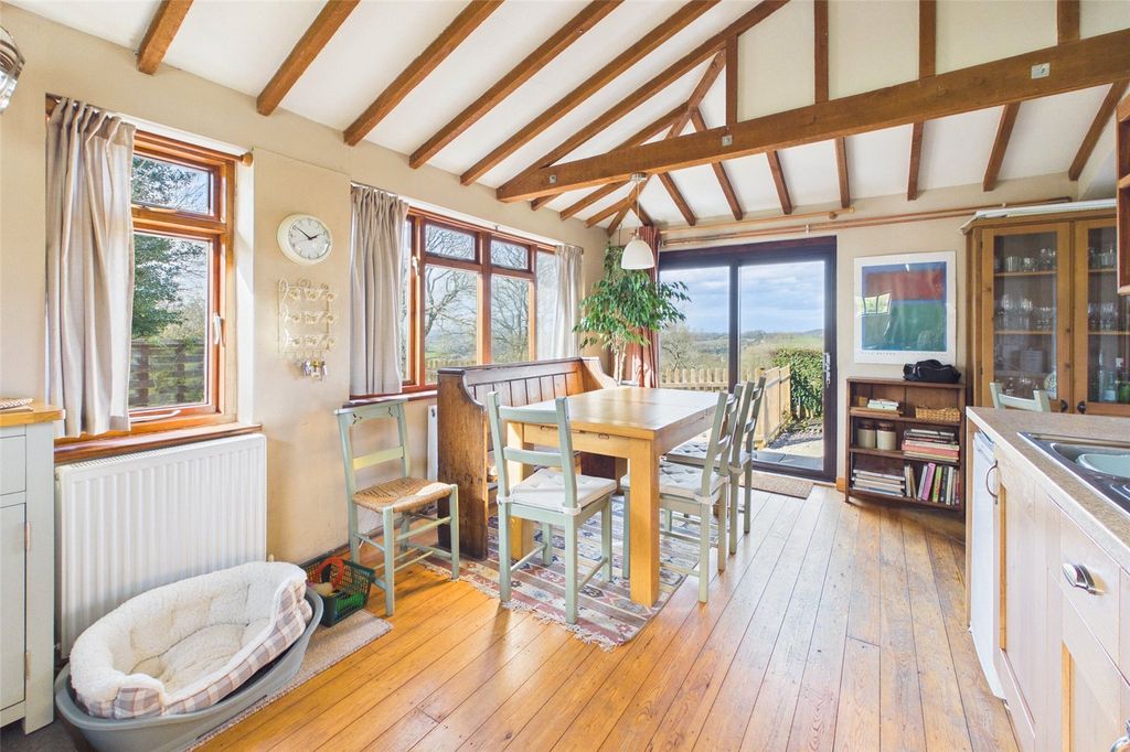 Property photo 2 of 18 Picture No. 03