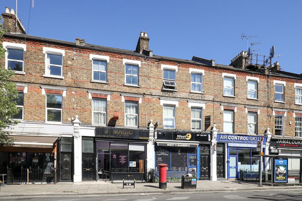 Property photo 2 of 13