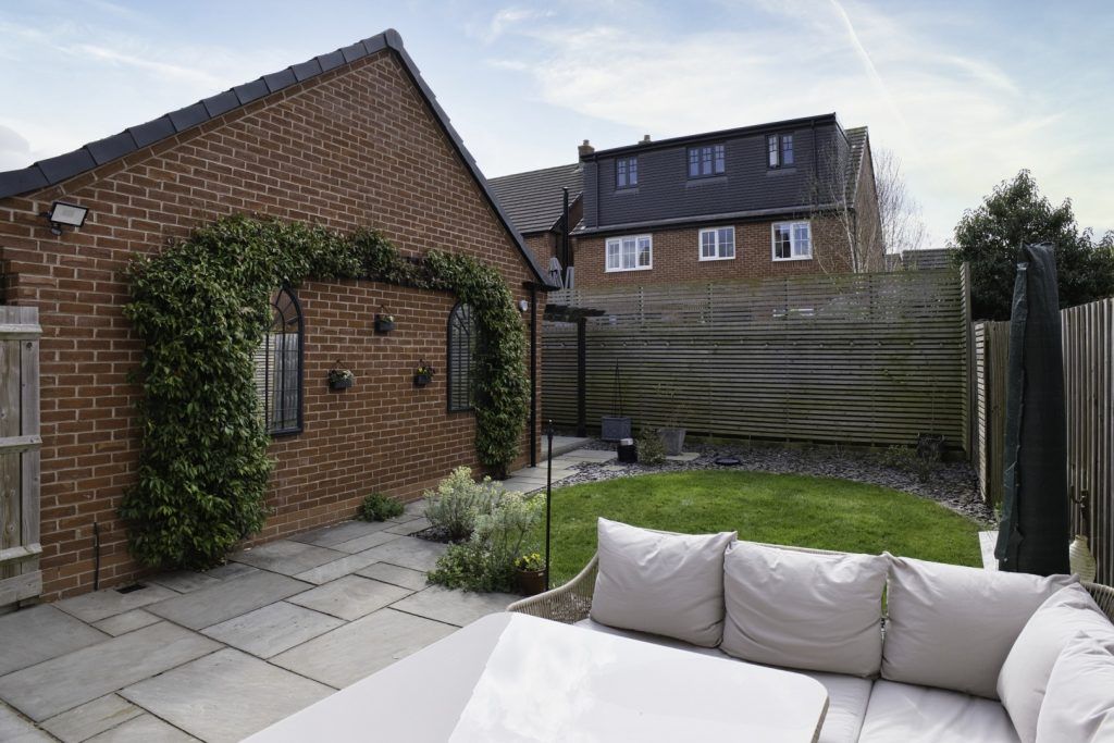 Property photo 2 of 19