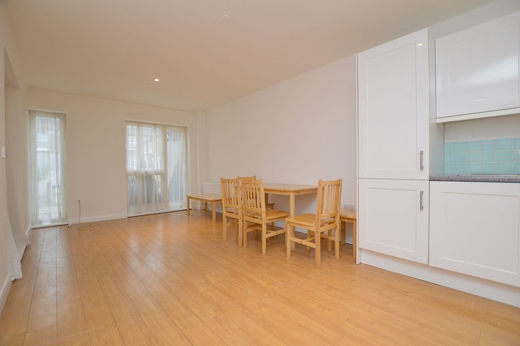 Property photo 2 of 7 2