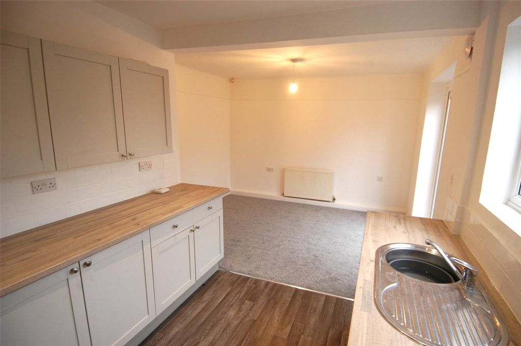 Property photo 3 of 16 Picture No. 05