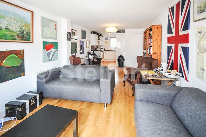 Property photo 2 of 12