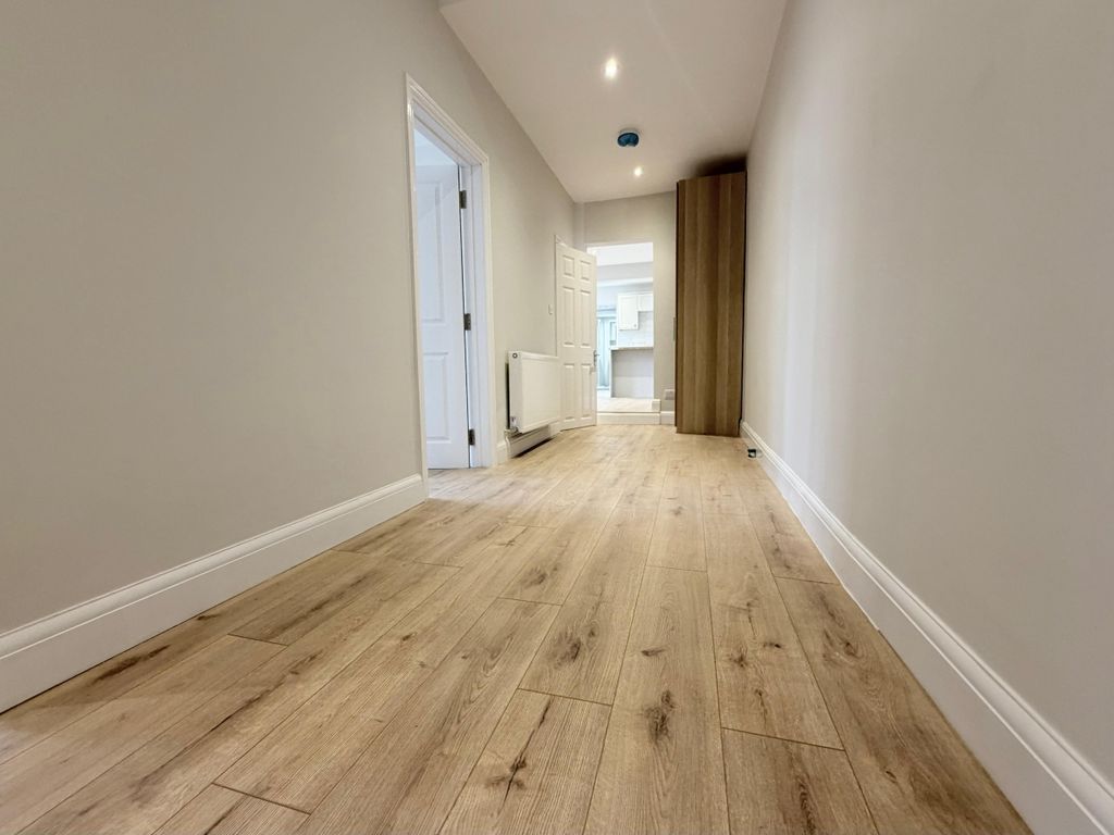 Property photo 3 of 9 Pic 3