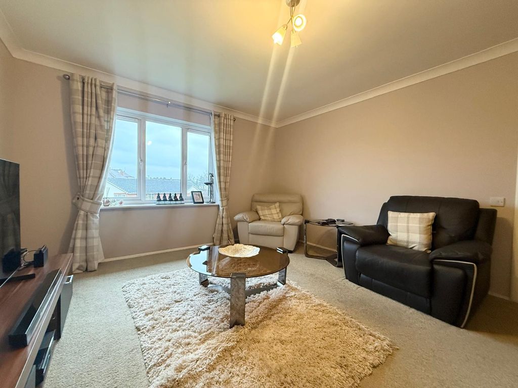 Property photo 3 of 9 Photo 3