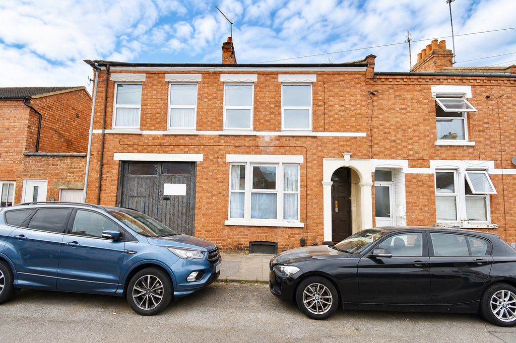 Property photo 1 of 6 Externalfront