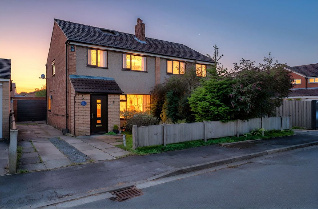 Property photo 1 of 28