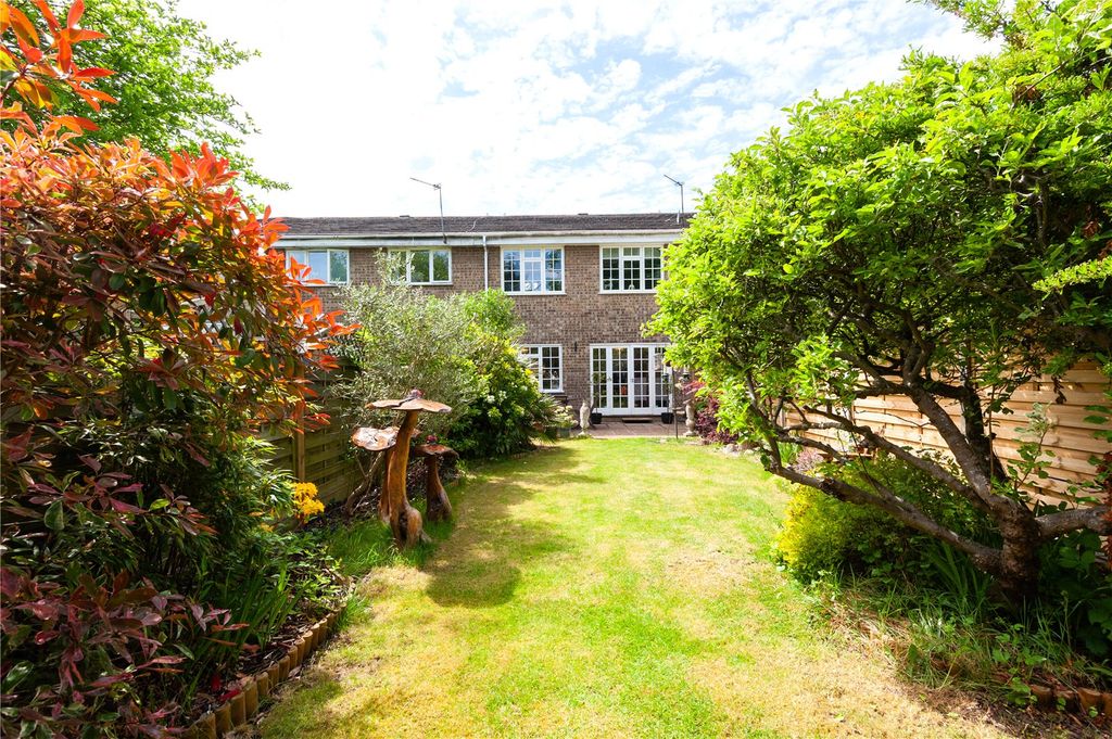 Property photo 1 of 14 Exterior