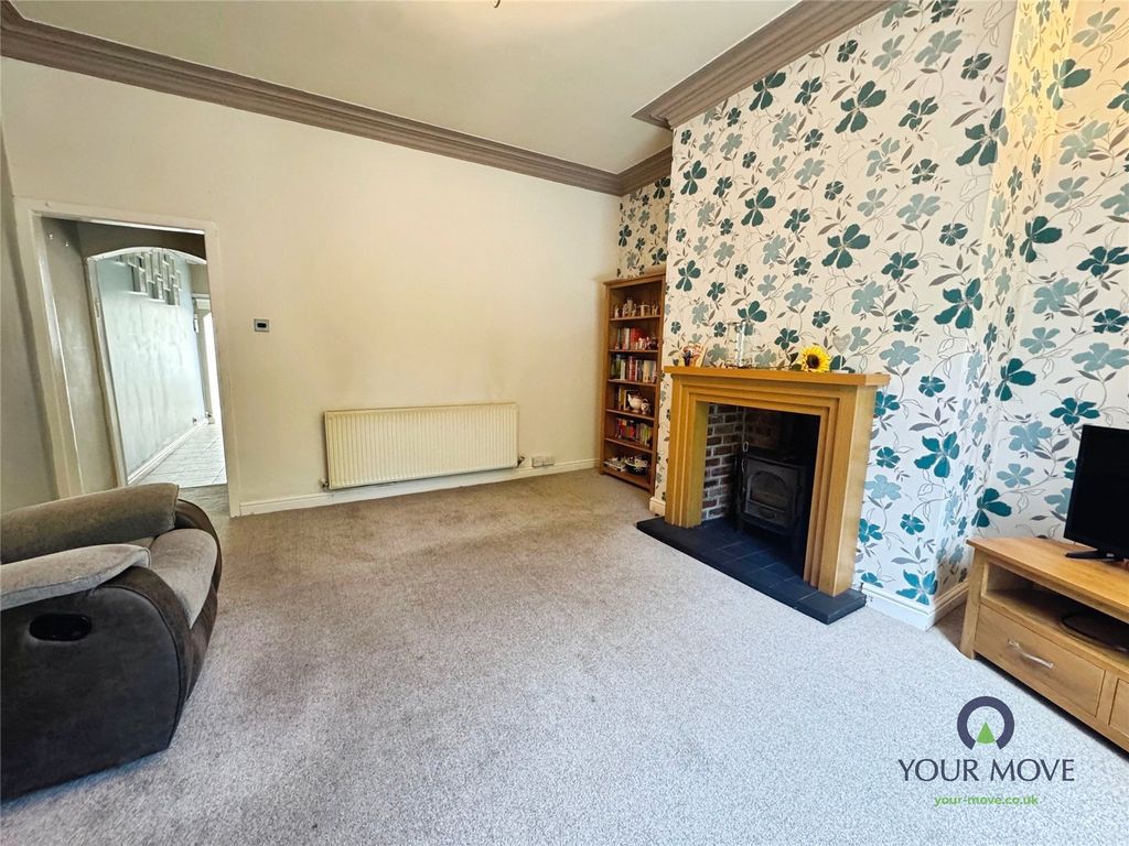Property photo 3 of 23 Picture No. 10