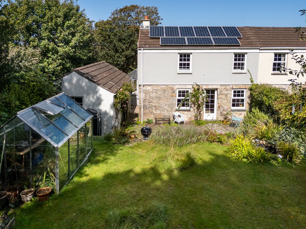 Property photo 2 of 34