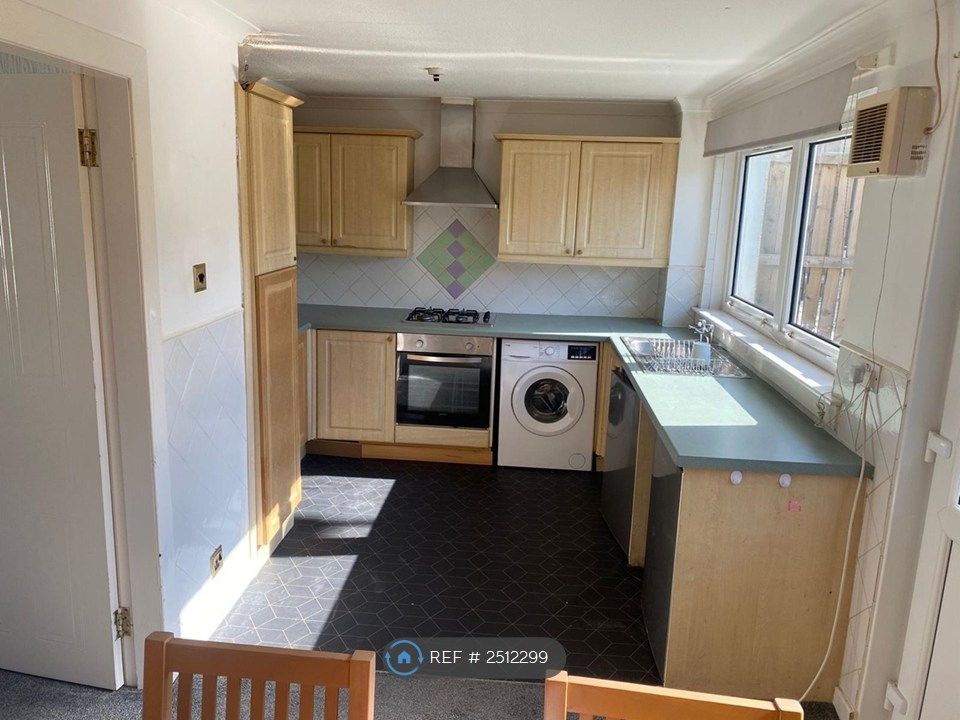 Property photo 3 of 26