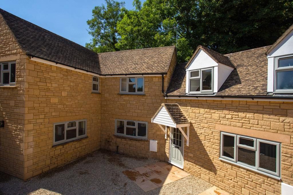 Property photo 2 of 11 Kestrel Cottage
