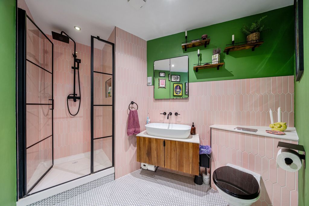 Property photo 3 of 23 1499286-18-6A6B13...