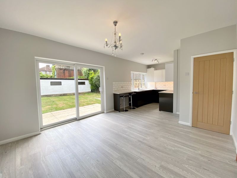 Property photo 2 of 16 Photo 14