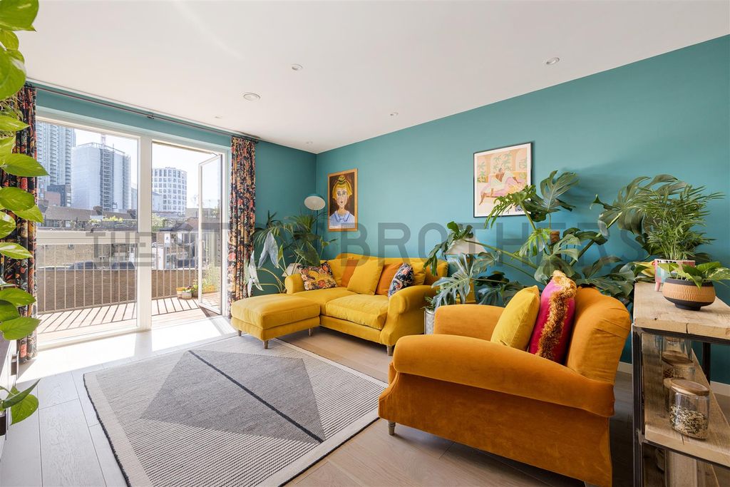 Property photo 1 of 41 1