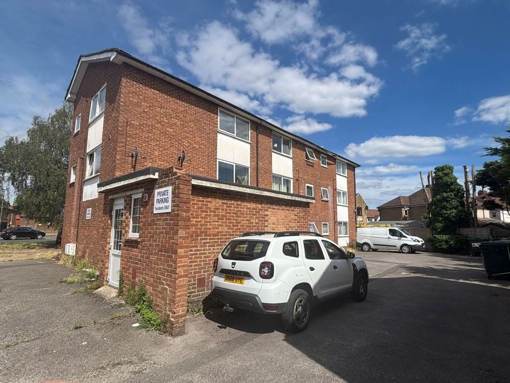 Property photo 2 of 2