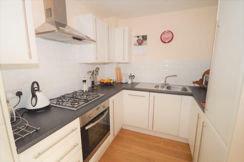 Property photo 2 of 6 Kitchen