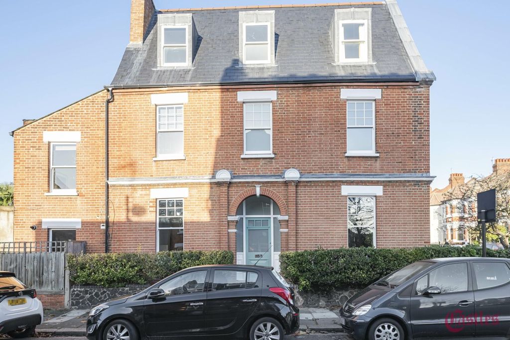 Property photo 2 of 14 Front (Exterior)