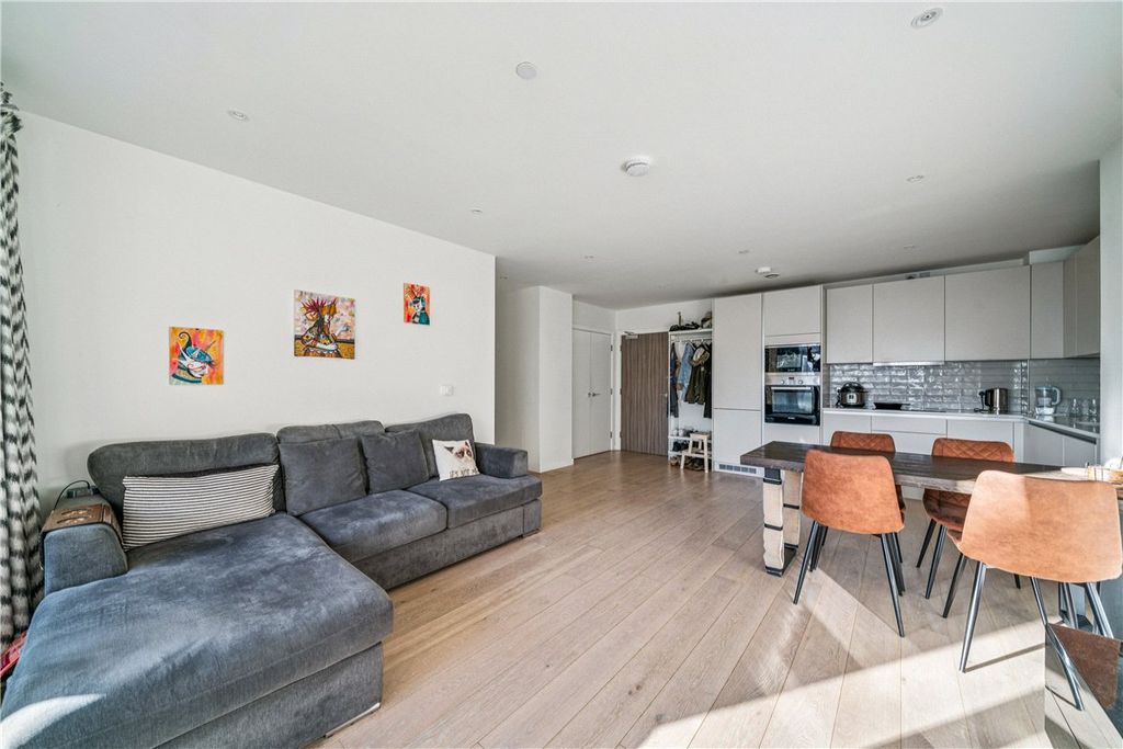 Property photo 1 of 9 Picture No. 05