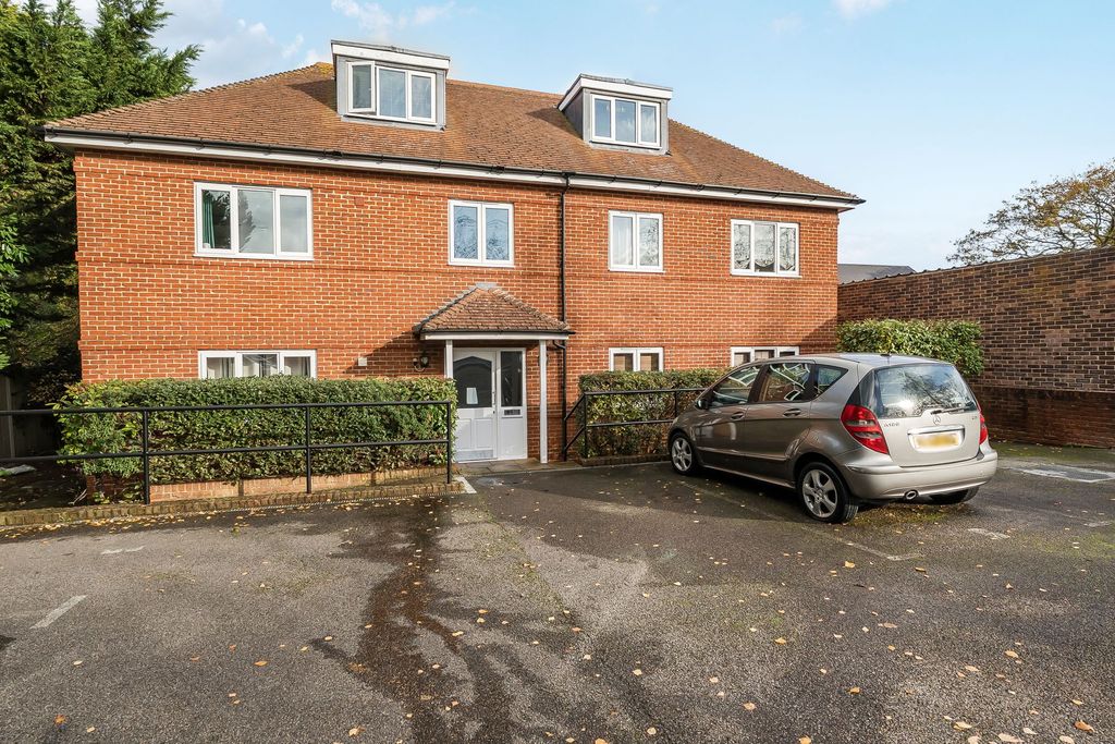 Property photo 1 of 26