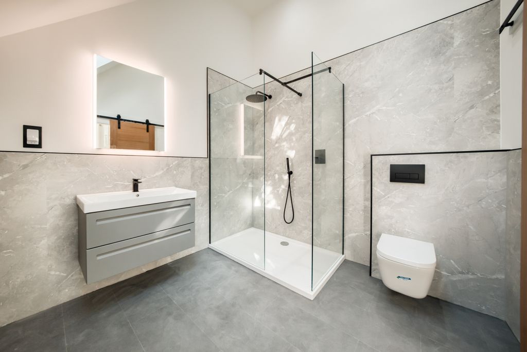 Additional image 15 of 2 bed flat for saleFlat 5, Benson Road, Stratford-Upon-Avon CV37