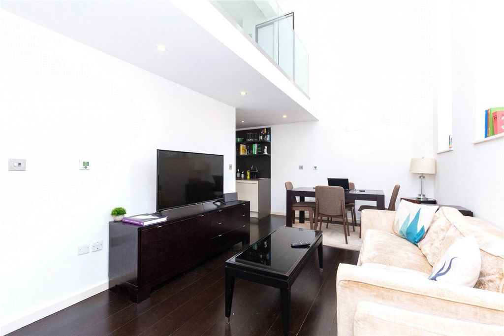 Property photo 2 of 12 Reception Room