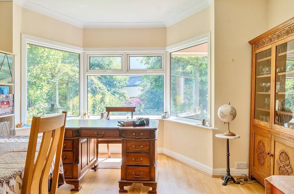 Property photo 2 of 15 Dining Room