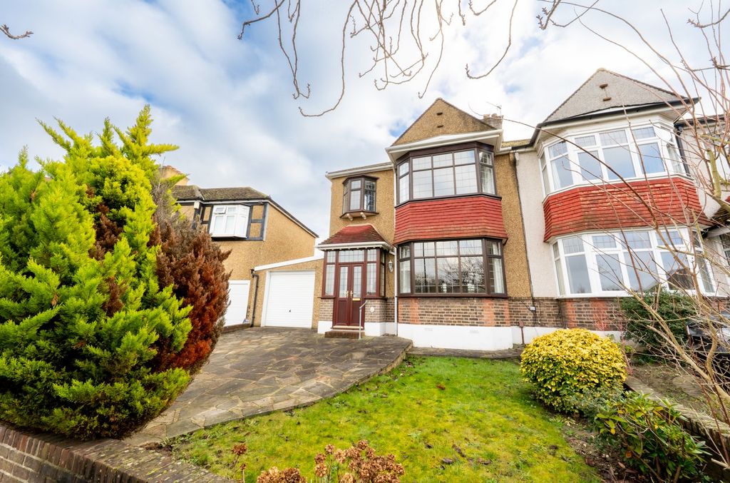 Property photo 1 of 19