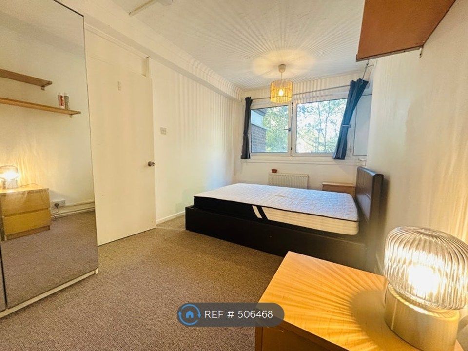 Property photo 3 of 9