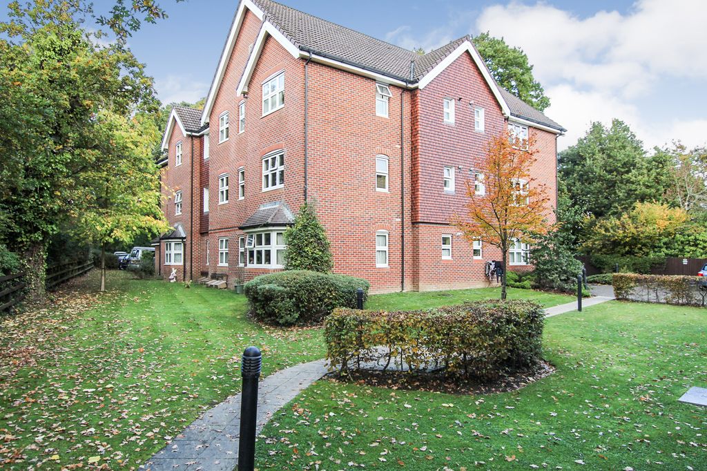 Property photo 1 of 14