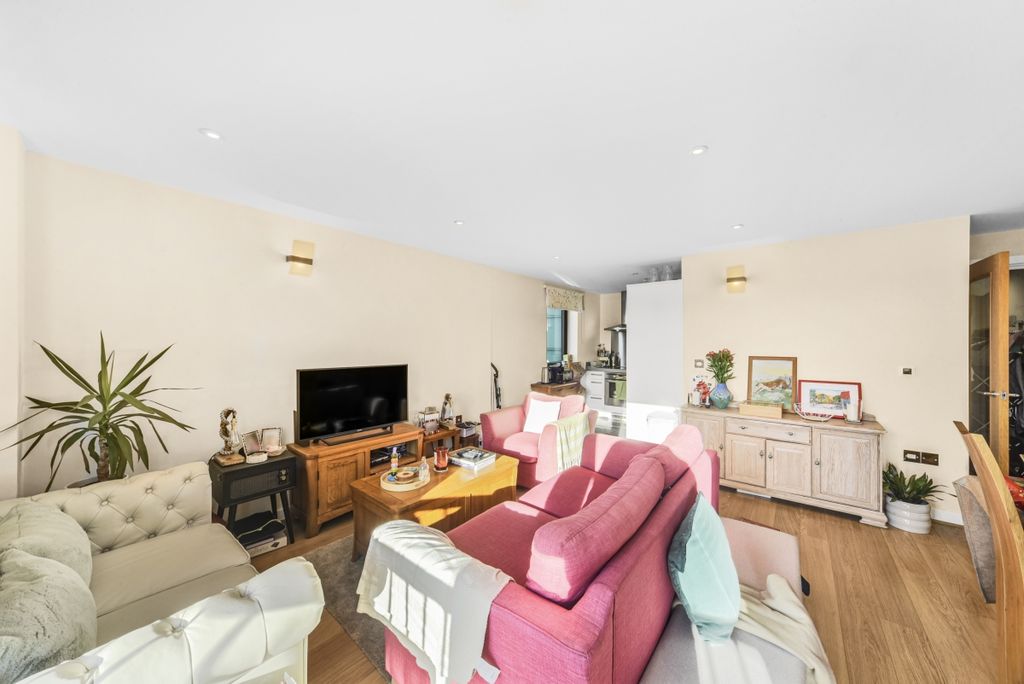 Property photo 1 of 9 Dsc_4159_High